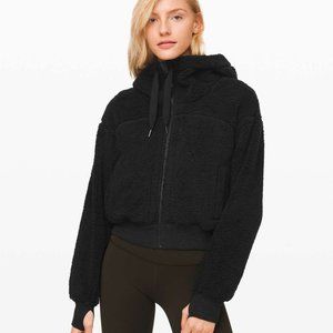 Lululemon Short Sweet and Sherpa Jacket